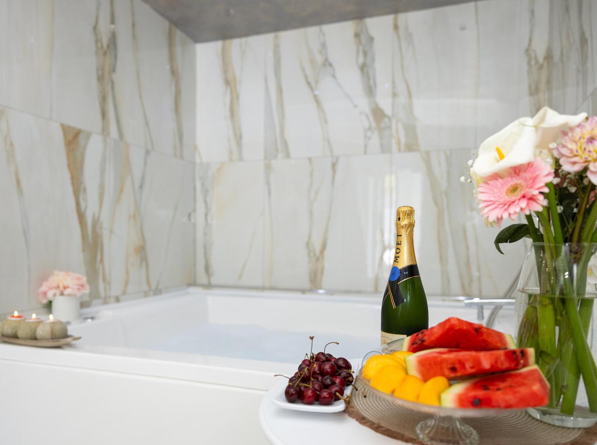 אנגרי La Perla Luxury Rooms מראה חיצוני תמונה