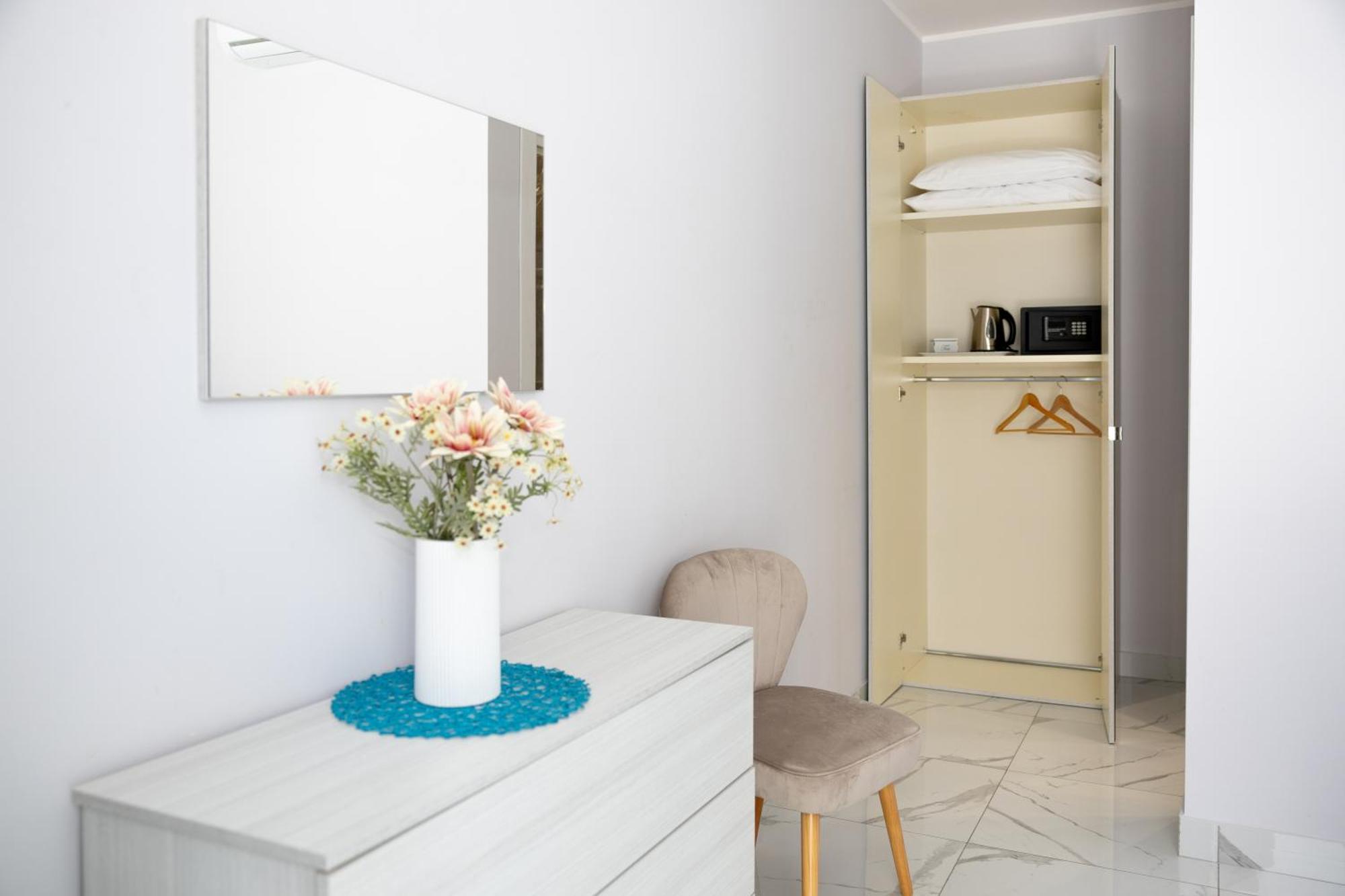 אנגרי La Perla Luxury Rooms מראה חיצוני תמונה